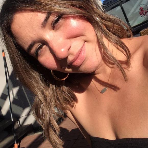 Meet your Posher, Bri - Picture 1 of 1